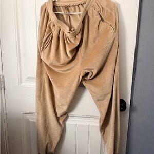 SKIMS Velour Drawstring Joggers in Tan